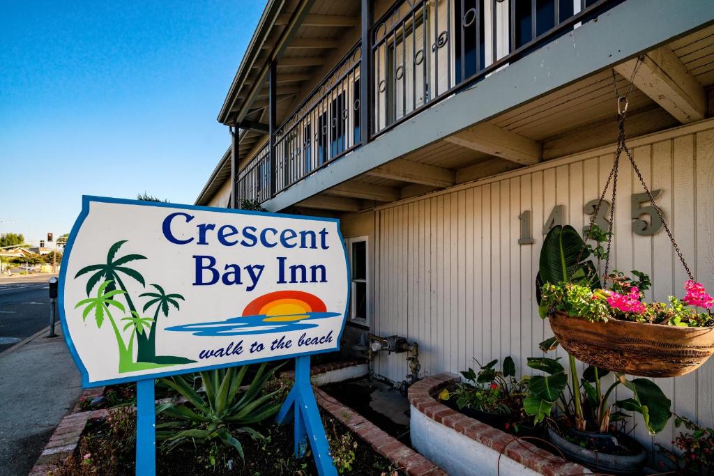 Crescent Bay Inn - image 7