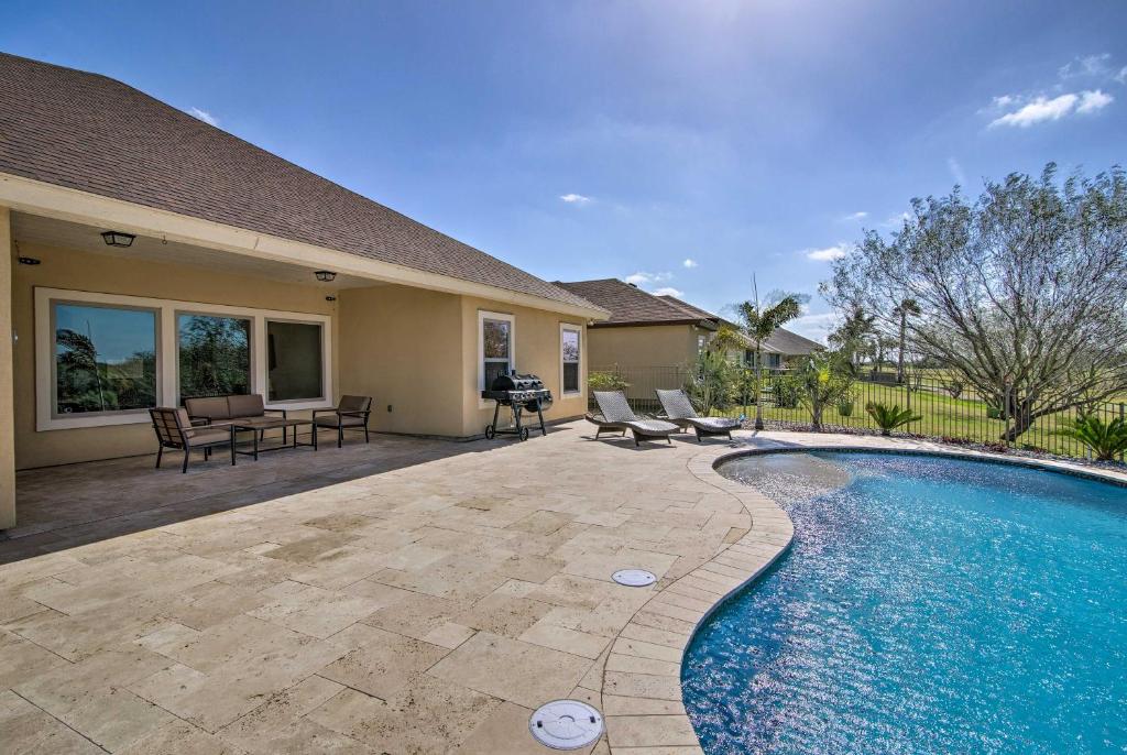 South Padre Home with Saltwater Pool Near Golf! - main image