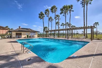 South Padre Home with Saltwater Pool Near Golf! - image 2