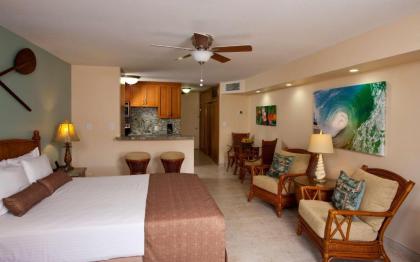 Lahaina Shores Beach Resort a Destination by Hyatt Residence - image 2