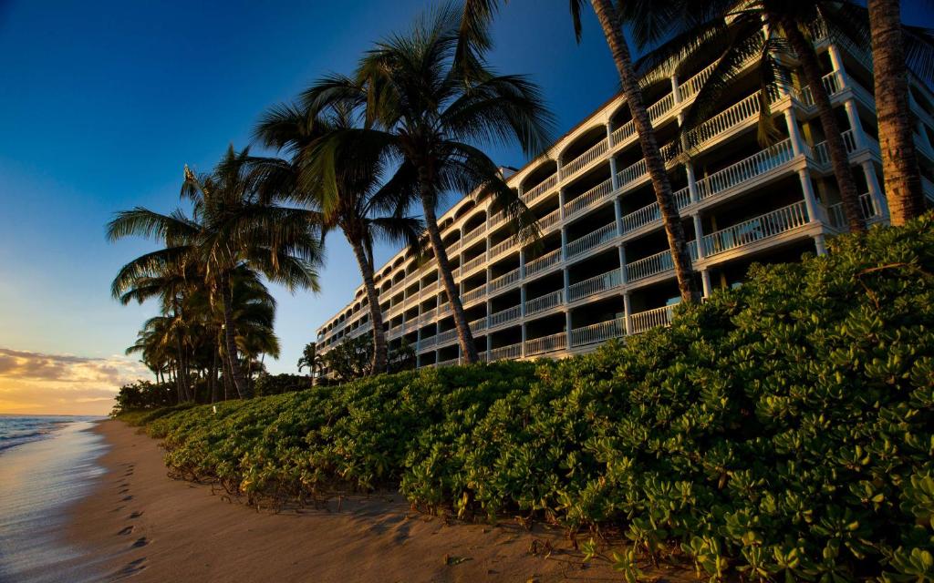 Lahaina Shores Beach Resort a Destination by Hyatt Residence - image 4