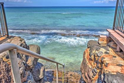 Oceanfront Lahaina Condo with Balcony and Pool Access! - image 11