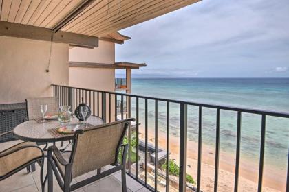 Beachfront Condo - Featured on HGTVs Hawaii Life! - image 12