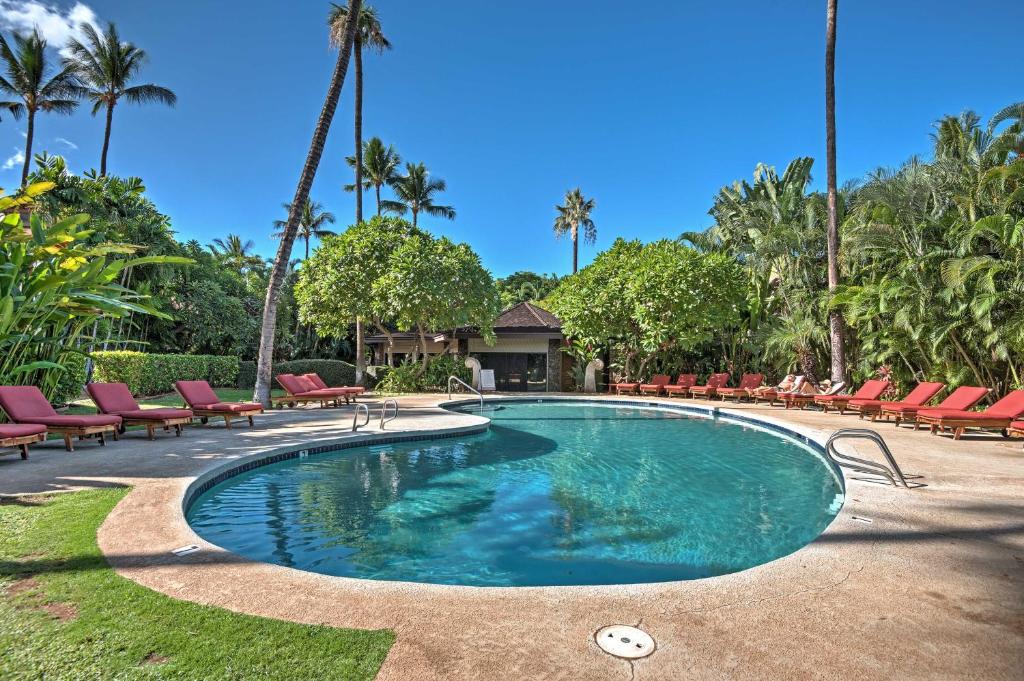 Updated Condo with Pool and Spa in the Heart of Lahaina - image 5