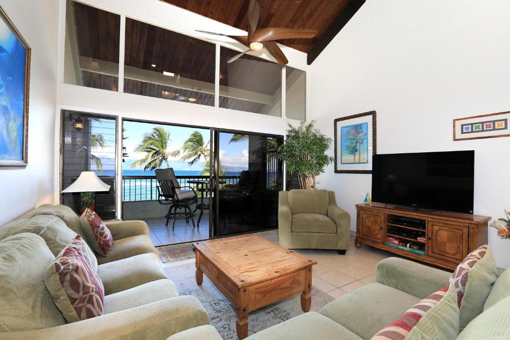 Hale Mahina #B-405 by Ali'i Resorts - image 3