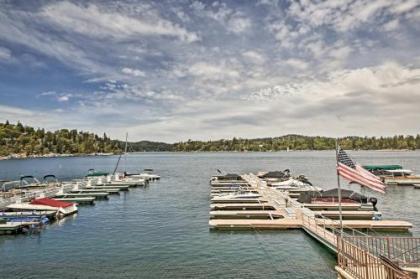 Cozy Lake Arrowhead Cabin with Hot Tub and Deck! - image 5