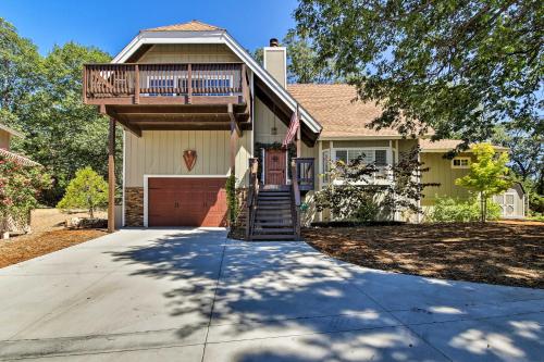 Lake Arrowhead Home with Fireplace and Game Room! - main image