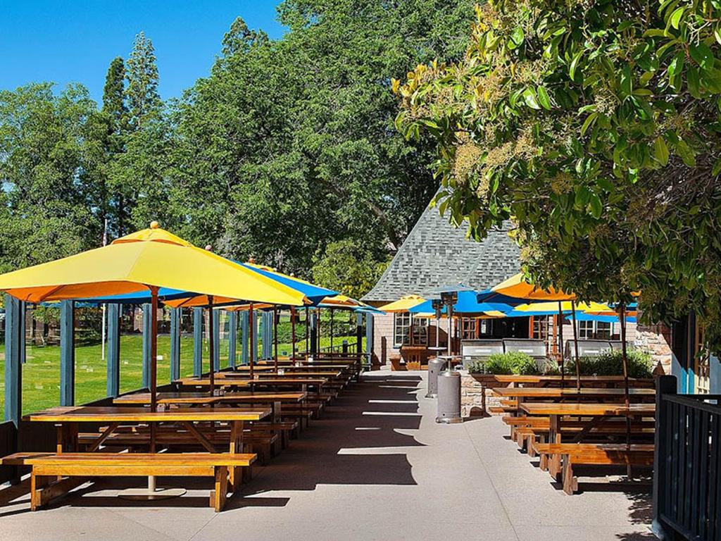 UCLA Lake Arrowhead Lodge - image 7