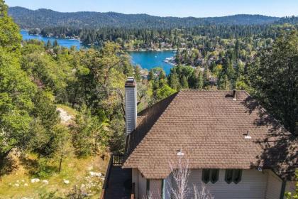 Lake Arrowhead Cabin with Luxury Deck and Lake View! - image 12