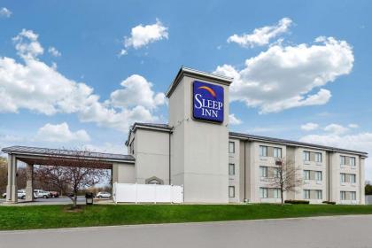 Sleep Inn near Great Lakes Naval Base - image 5