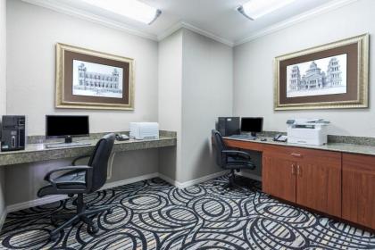 Holiday Inn Express Hotel and Suites Lake Charles an IHG Hotel - image 15