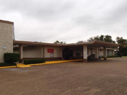 Sunrise Inn Lake Charles - image 15