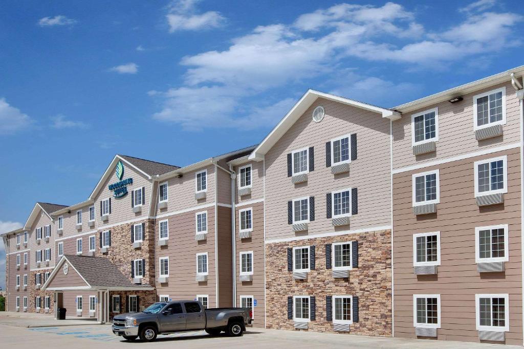 WoodSpring Suites Lake Charles - main image