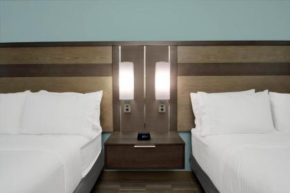 Holiday Inn Express & Suites Lake Charles South - image 10