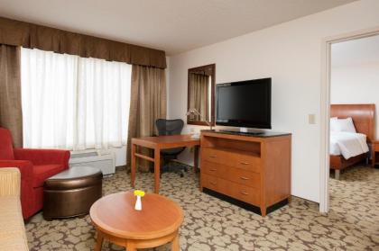 Hilton Garden Inn St. Paul Oakdale - image 4