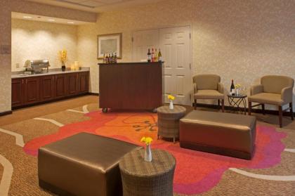 Hilton Garden Inn St. Paul Oakdale - image 9