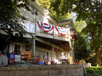 StoneWall House - image 11