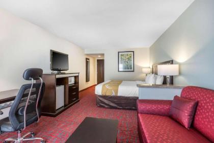 Quality Inn & Suites Irvine Spectrum - image 15