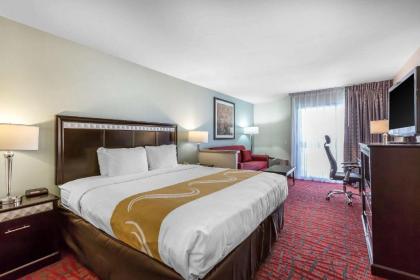 Quality Inn & Suites Irvine Spectrum - image 8