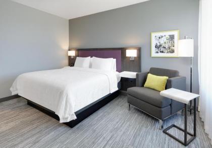 Hampton Inn Lake Forest - Irvine Spectrum CA - image 3