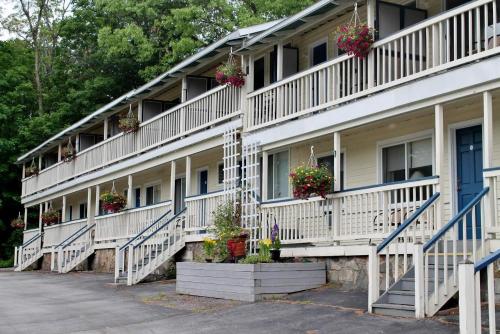 Inn on The Hill - image 5