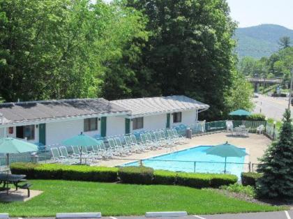 Brookside Motel & Cabins - image 10