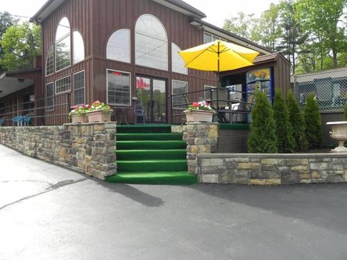 Mohican Resort Motel Conveniently located to all Adirondack attractions - main image