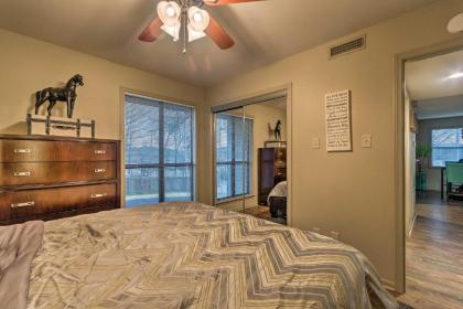 Lake Hamilton Condo with Balcony and Amenities! - image 10