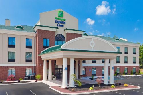 Holiday Inn Express & Suites White Haven - Poconos an IHG hotel - main image