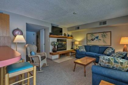 Lakefront Lake Harmony Condo with View Near Skiing!