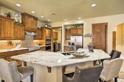 Lake Havasu City Home with Private Pool and Basketball! - image 2