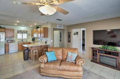 Family Home with Boat Parking - 3 Mi to Lake Havasu! - image 3