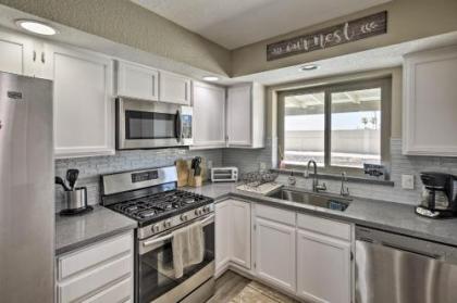 Lake Havasu Home with Mtn Views - 10 Mins to Marina! - image 5