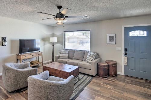 Updated Home with Patio 5 Mins to Lake Havasu! - main image