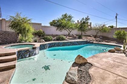 Desert Home with Private Pool Less Than 5Mi to London Bridge