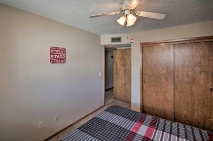 Pet-Friendly Modern Oasis with BBQ 2Mi to Lake Havasu - image 12