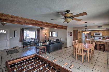 Pet-Friendly Modern Oasis with BBQ 2Mi to Lake Havasu - image 18