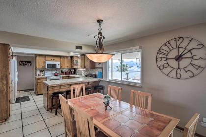 Pet-Friendly Modern Oasis with BBQ 2Mi to Lake Havasu - image 6