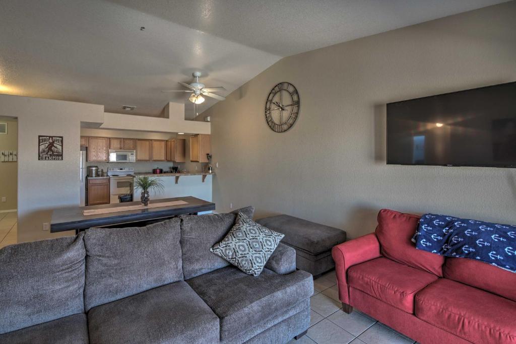 Cozy Lake Havasu Oasis with Spacious Yard and Patio! - main image