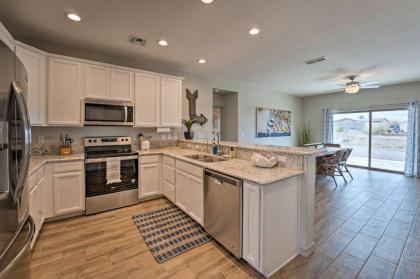 Family-Friendly Home - 2 Mi to Lake Havasu! - image 9