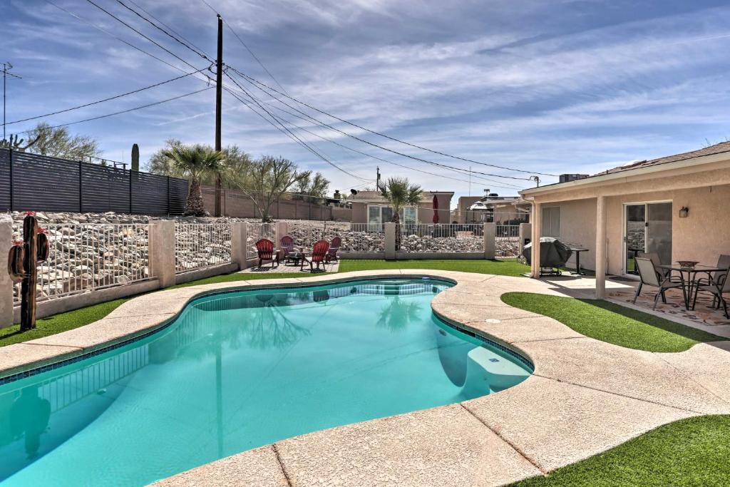 Chic Lake Havasu Abode with Pool Grill and More - image 6