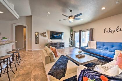 Havasu Home with Outdoor Oasis and 5 Mi to Lake! - image 11