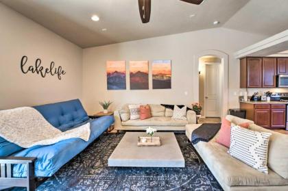 Havasu Home with Outdoor Oasis and 5 Mi to Lake! - image 5