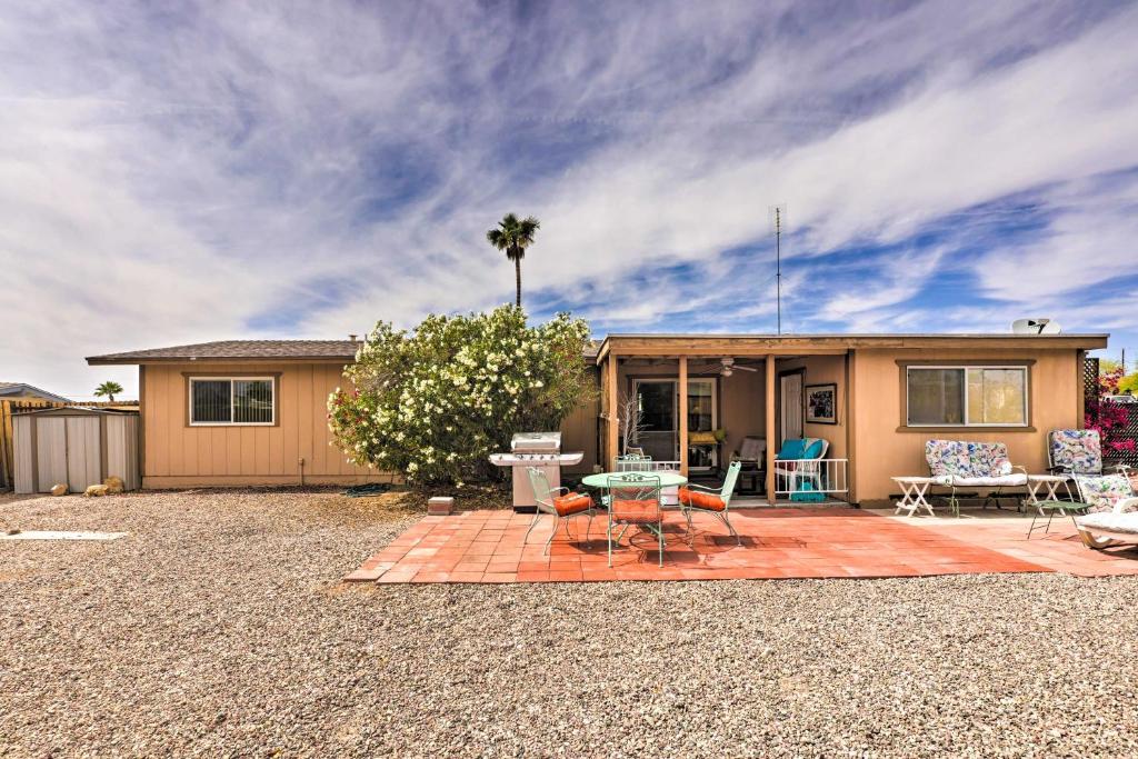 Lake Havasu City Home Less Than 1 Mi to London Bridge! - image 3