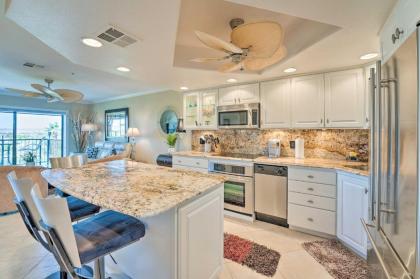 Luxe Top-Floor Condo in Heart of Lake Havasu! - image 8