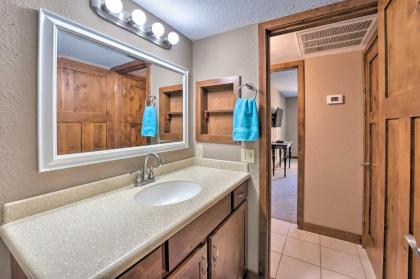 Cozy Condo with Resort Perks Half Mi to Beach! - image 15