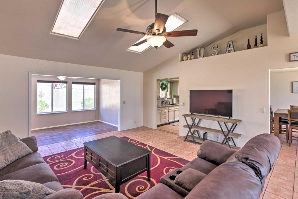 Spacious Abode with Yard 3 Mi to Lake Havasu! - image 2