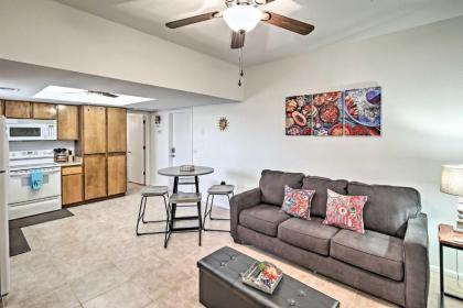 Cozy Lake Havasu City Casita with Patio and Grill - image 6