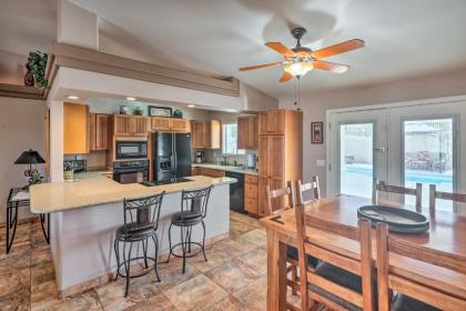 Cozy Lake Havasu City Home with Outdoor Oasis! - image 10