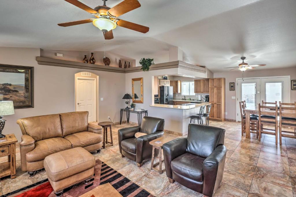 Cozy Lake Havasu City Home with Outdoor Oasis! - image 3